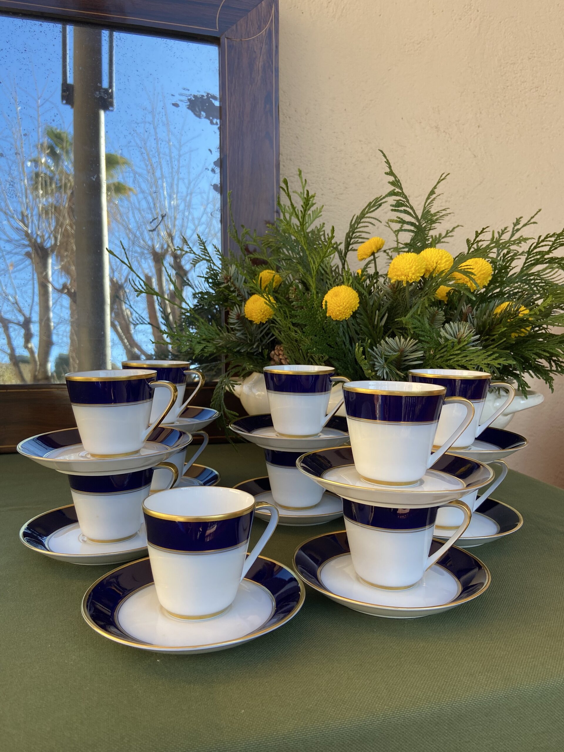 10 tazas de fina porcelana alemana "Hutschenreuther" Bavaria. - 1