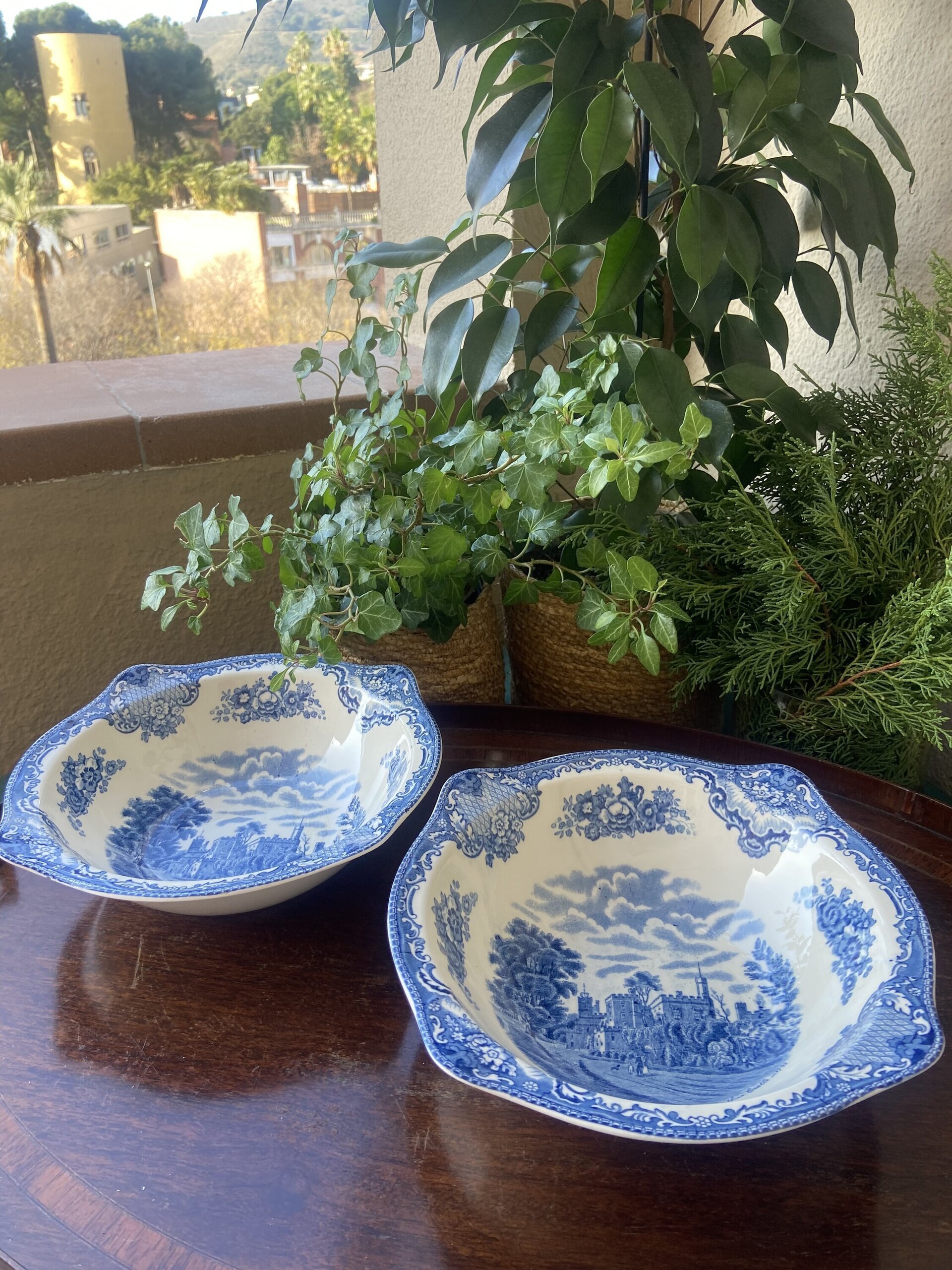 Pareja de boles en loza inglesa "Johnson Bros"(mod. Old Britain Castle) - 3