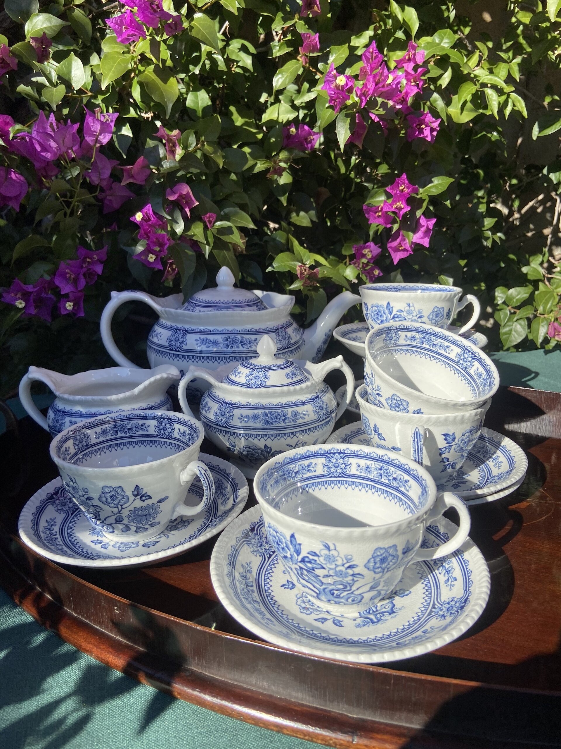 Juego de té en loza inglesa "Wood & Sons" (mod. Dorset). - 1