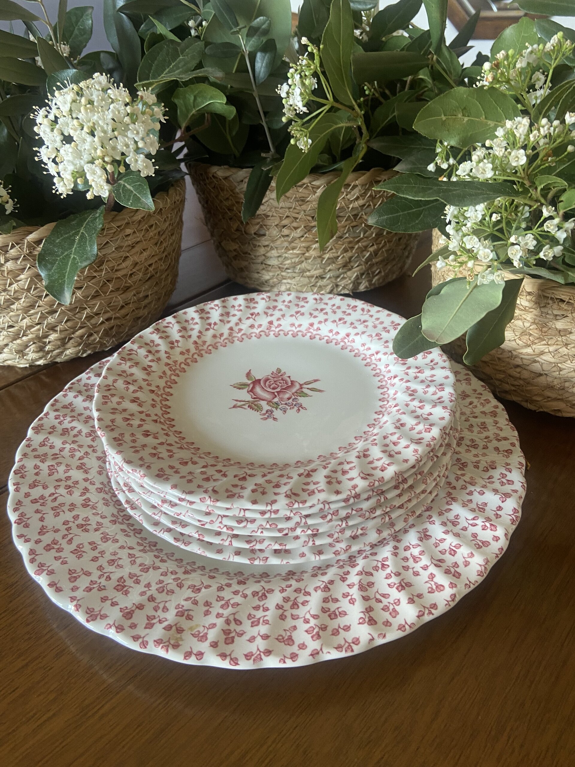Juego de merienda en loza inglesa  "Johnson Bros" Mod.Rose Bouquet - 1