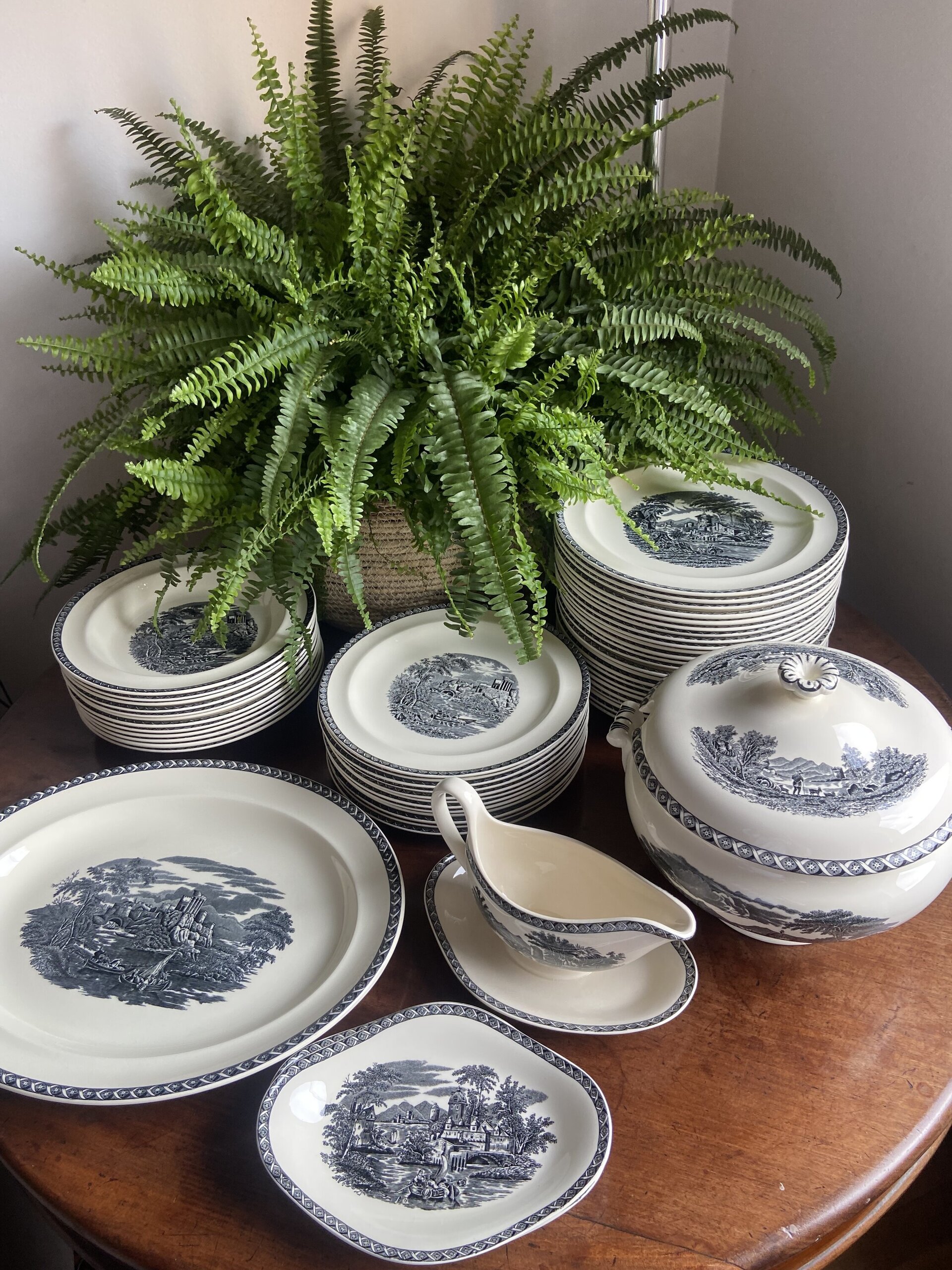 Vajilla en porcelana inglesa "Wedgwood" (mod. Lugano) - 2