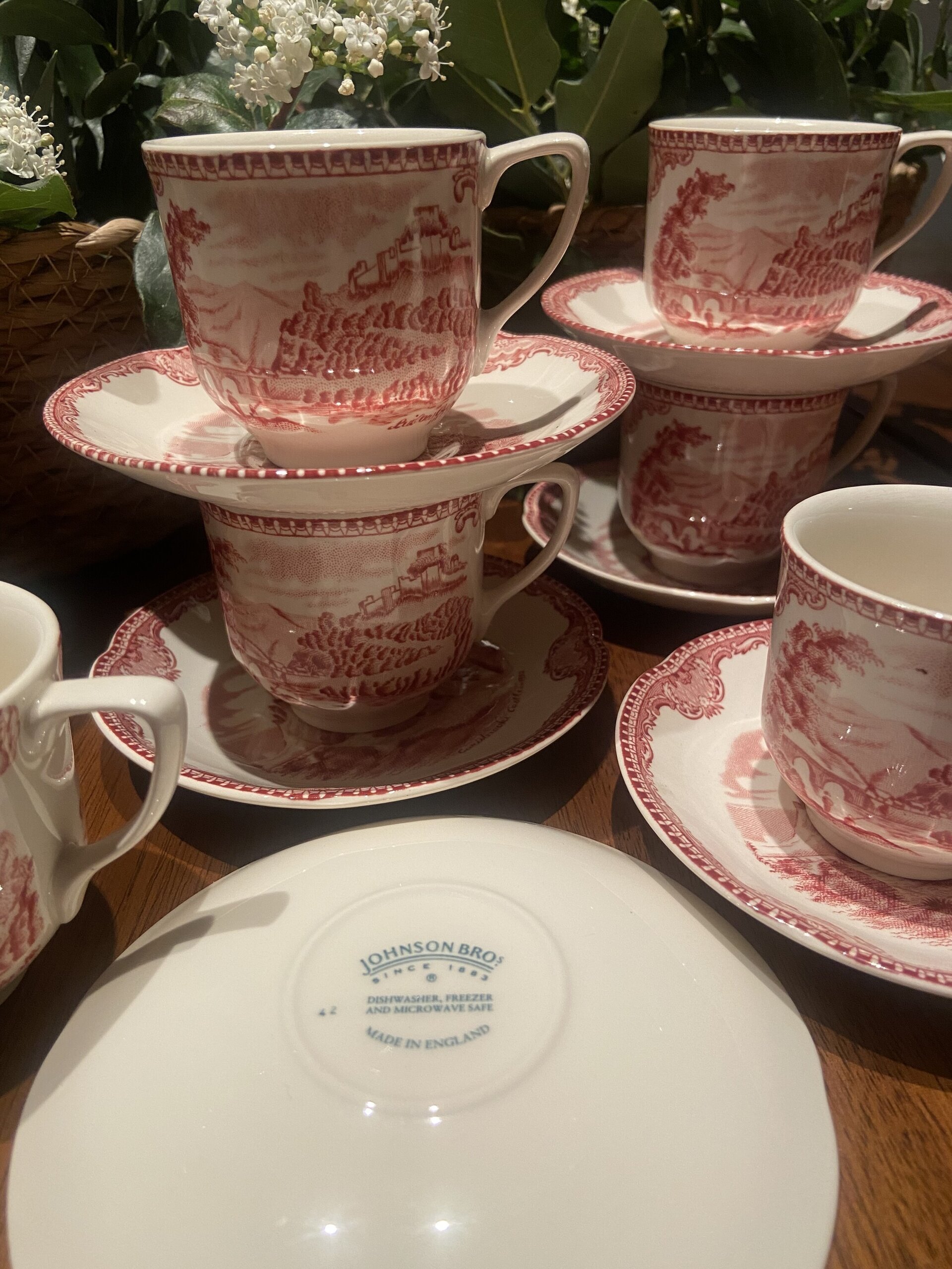 6 tazas café en loza inglesa "Johson Bros". - 5