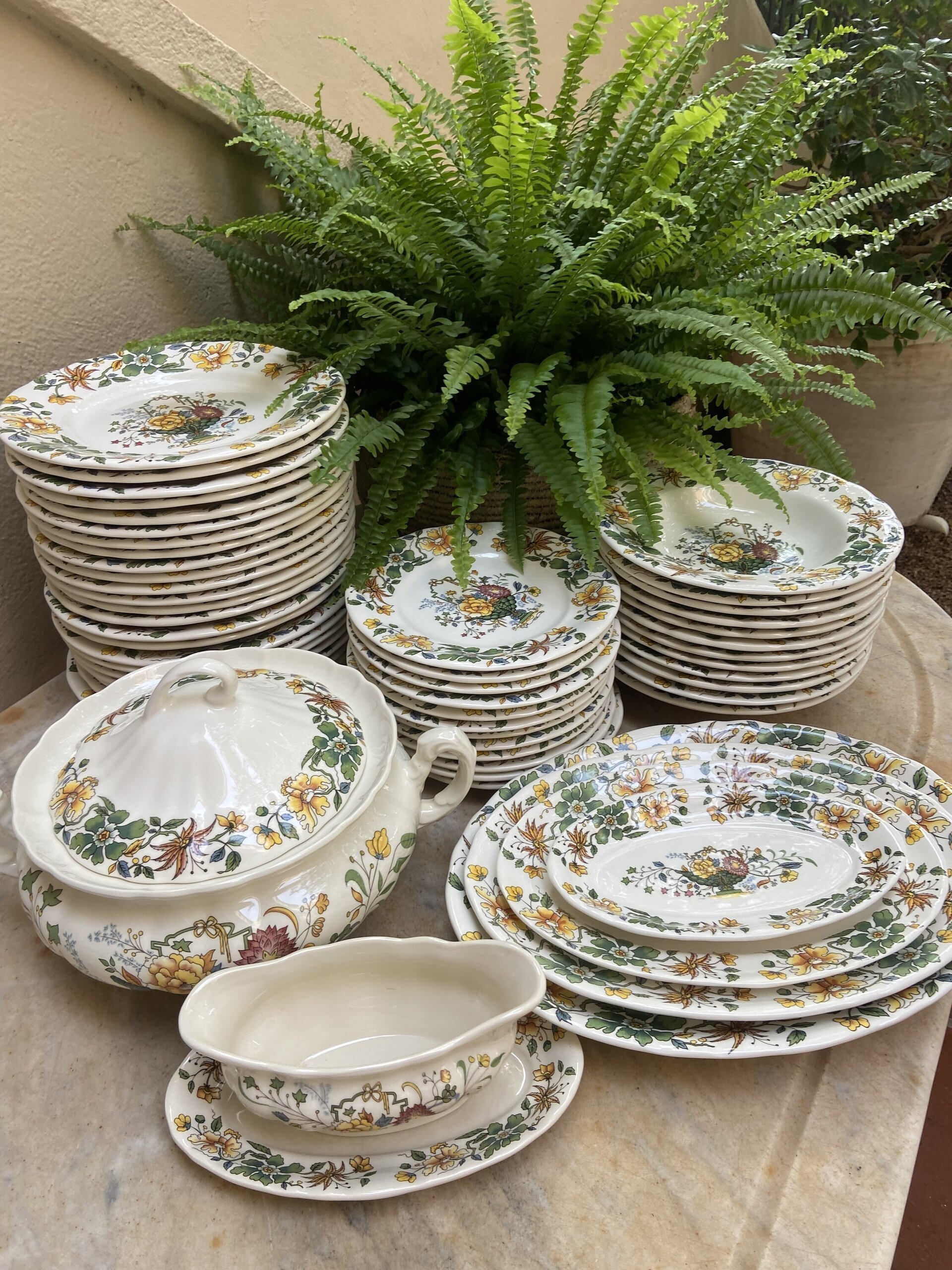 Vajilla "La Cartuja de Sevilla" Pickman S.A. (mod. Bellavista). - 3