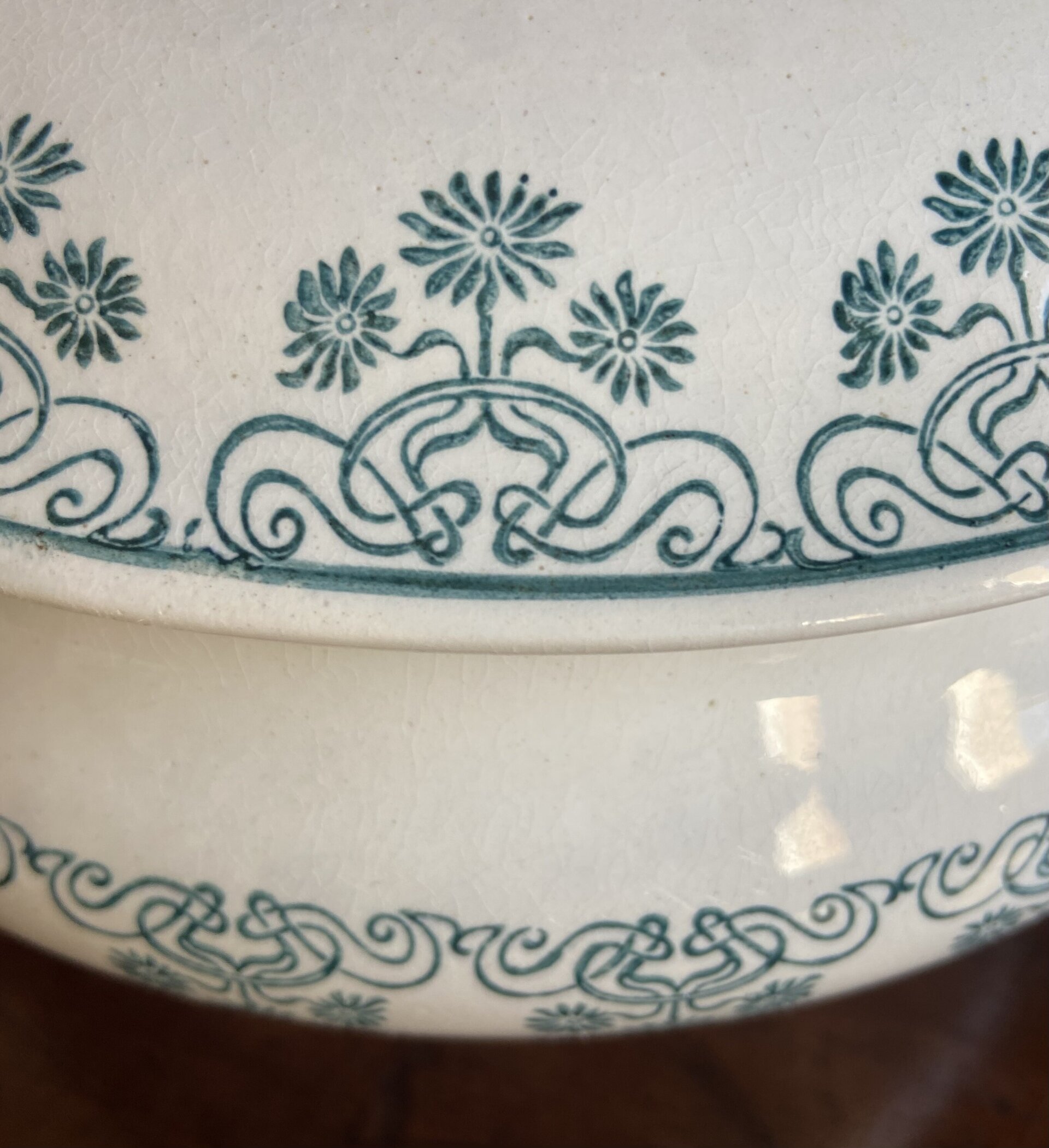 Sopera en loza francesa "Sarreguemines". - 5