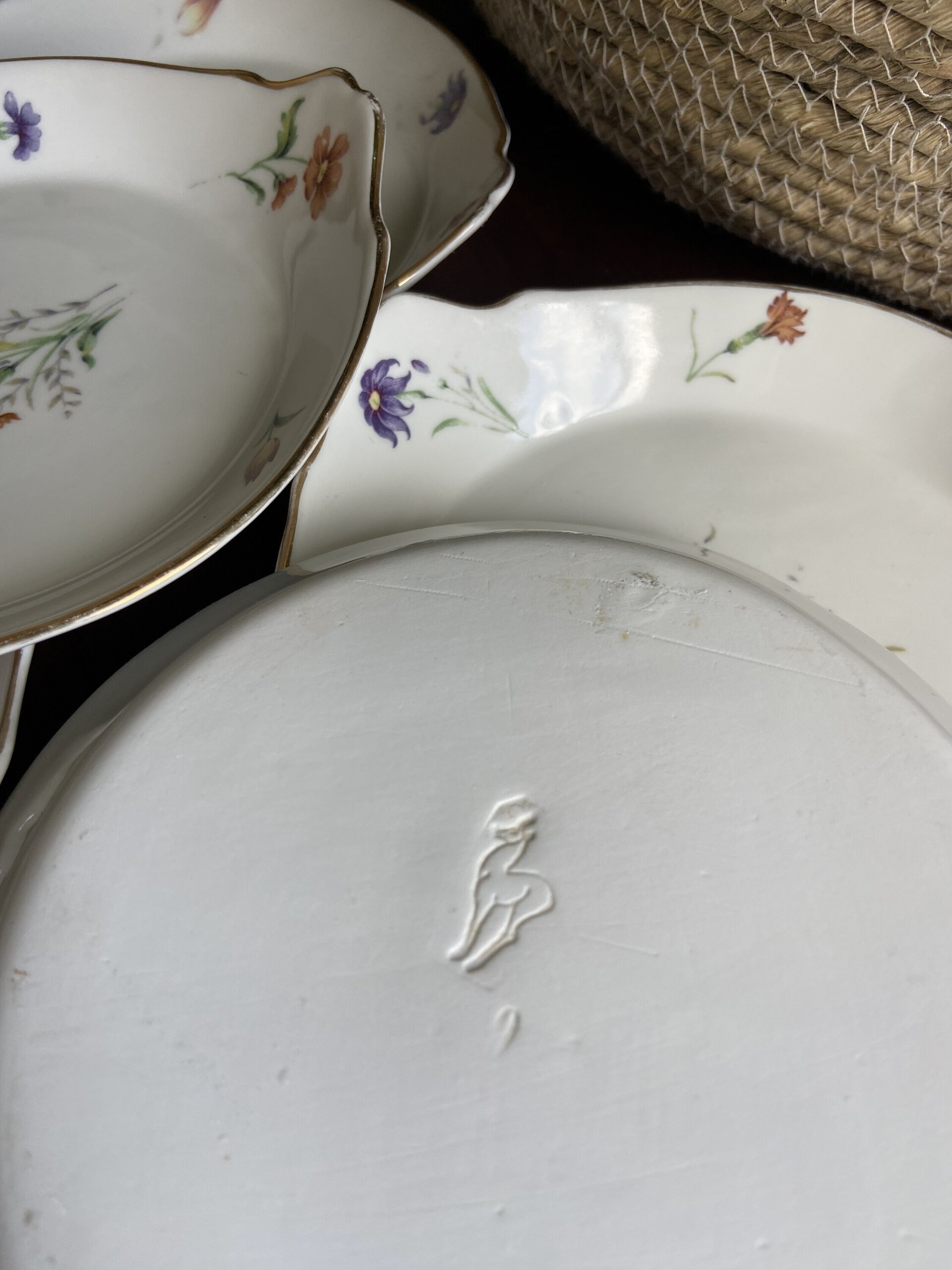 6 fuentes individuales en porcelana "Isard". - 6