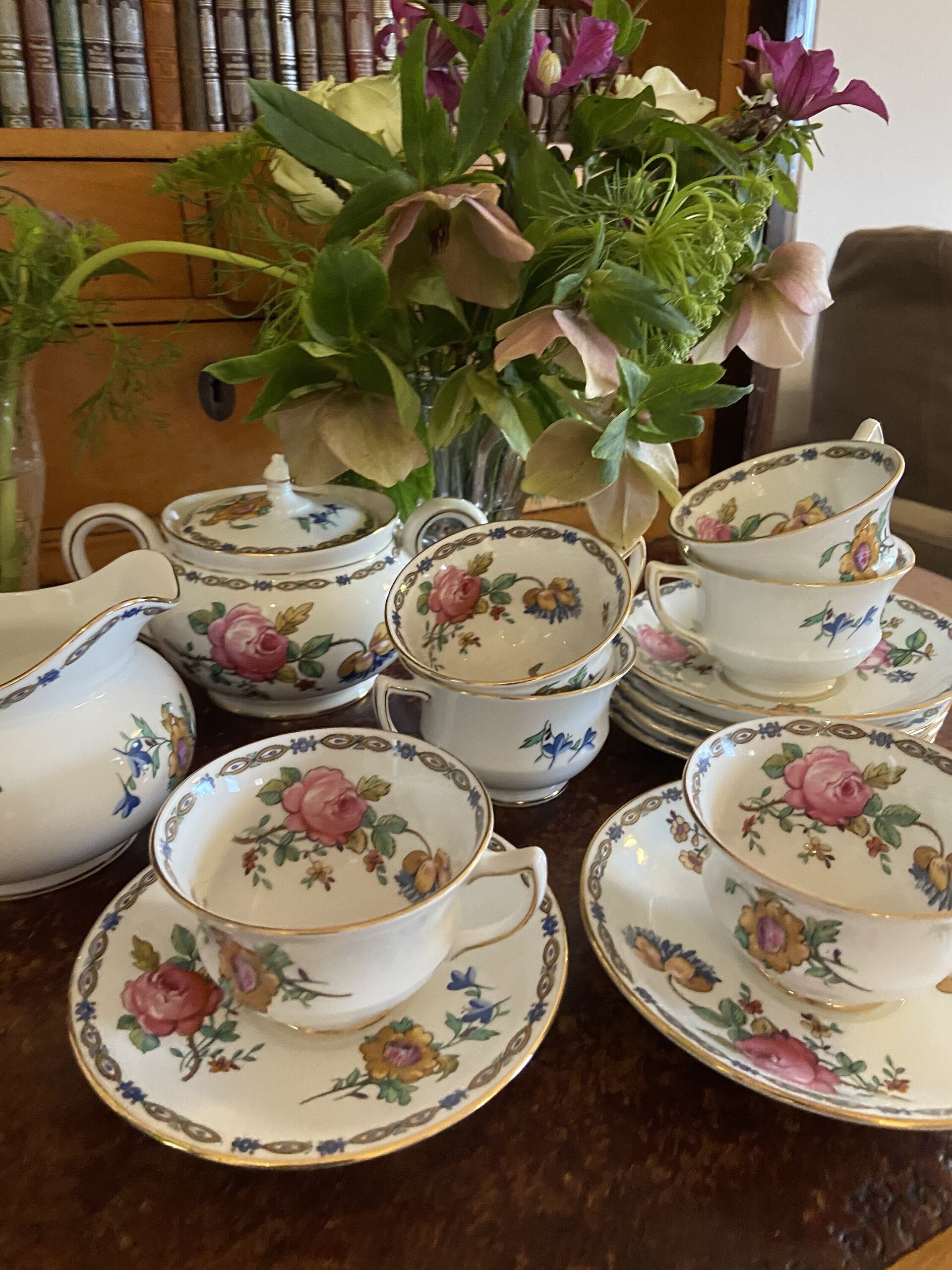 Azucarero, lechera y 6 tazas de café en porcelana inglesa "Ansley". - 6