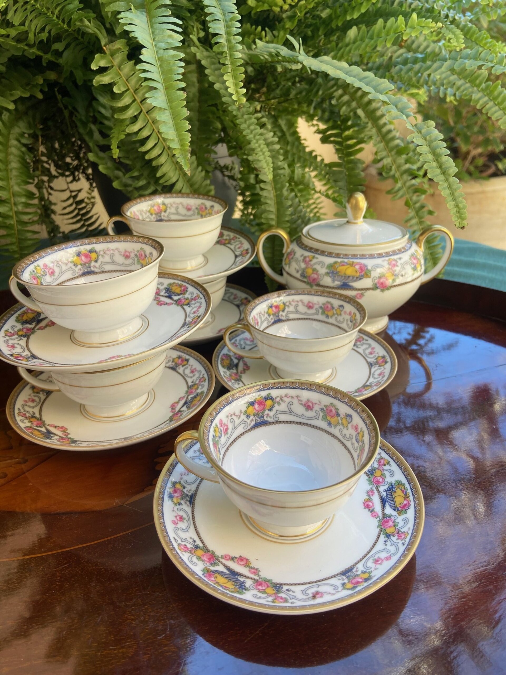 6 tazas de café y azucarero en porcelana alemana "Rossenthal" - 1