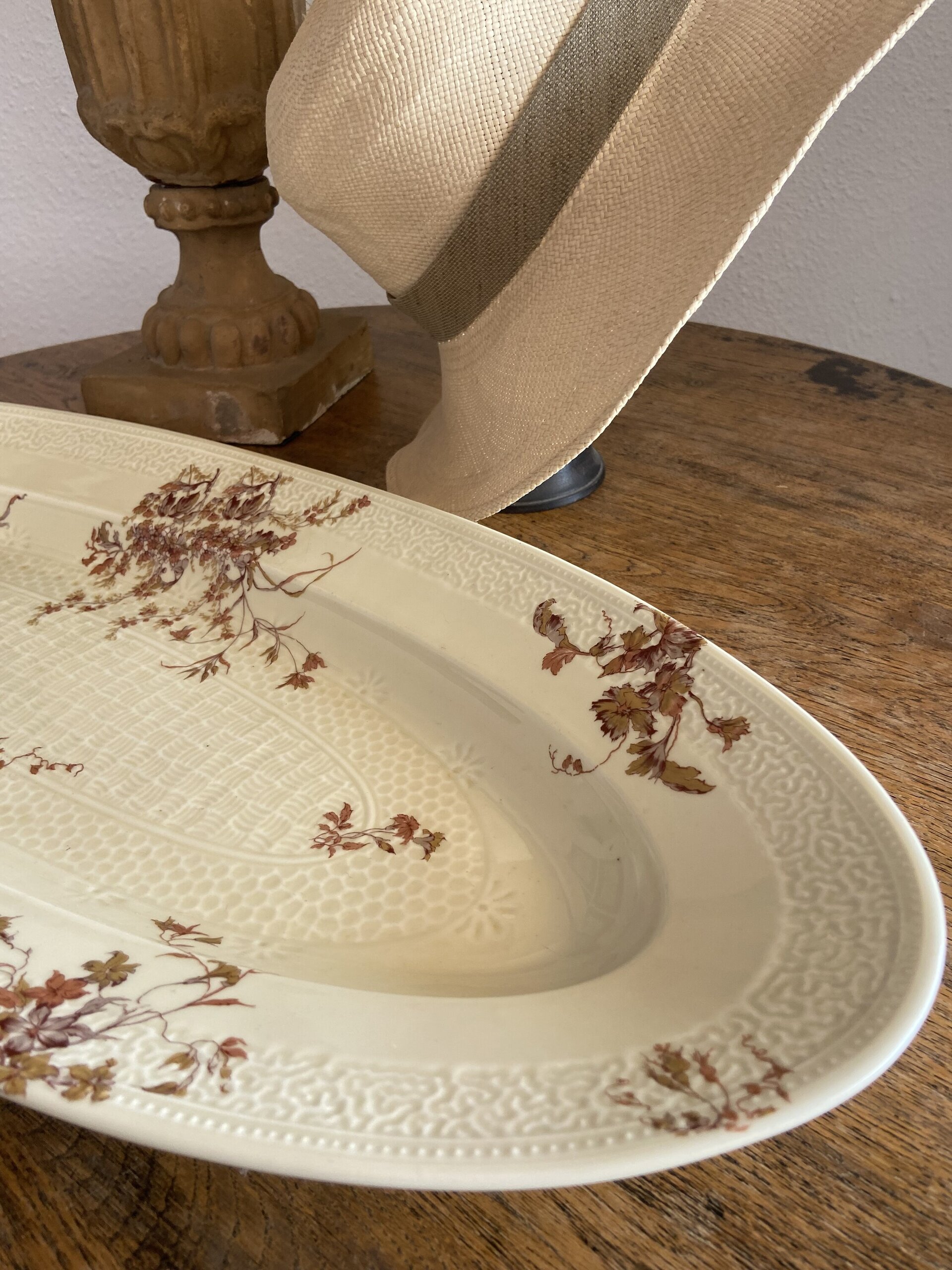 Gran fuente en porcelana francesa "H & Cª" de Limoges. - 4
