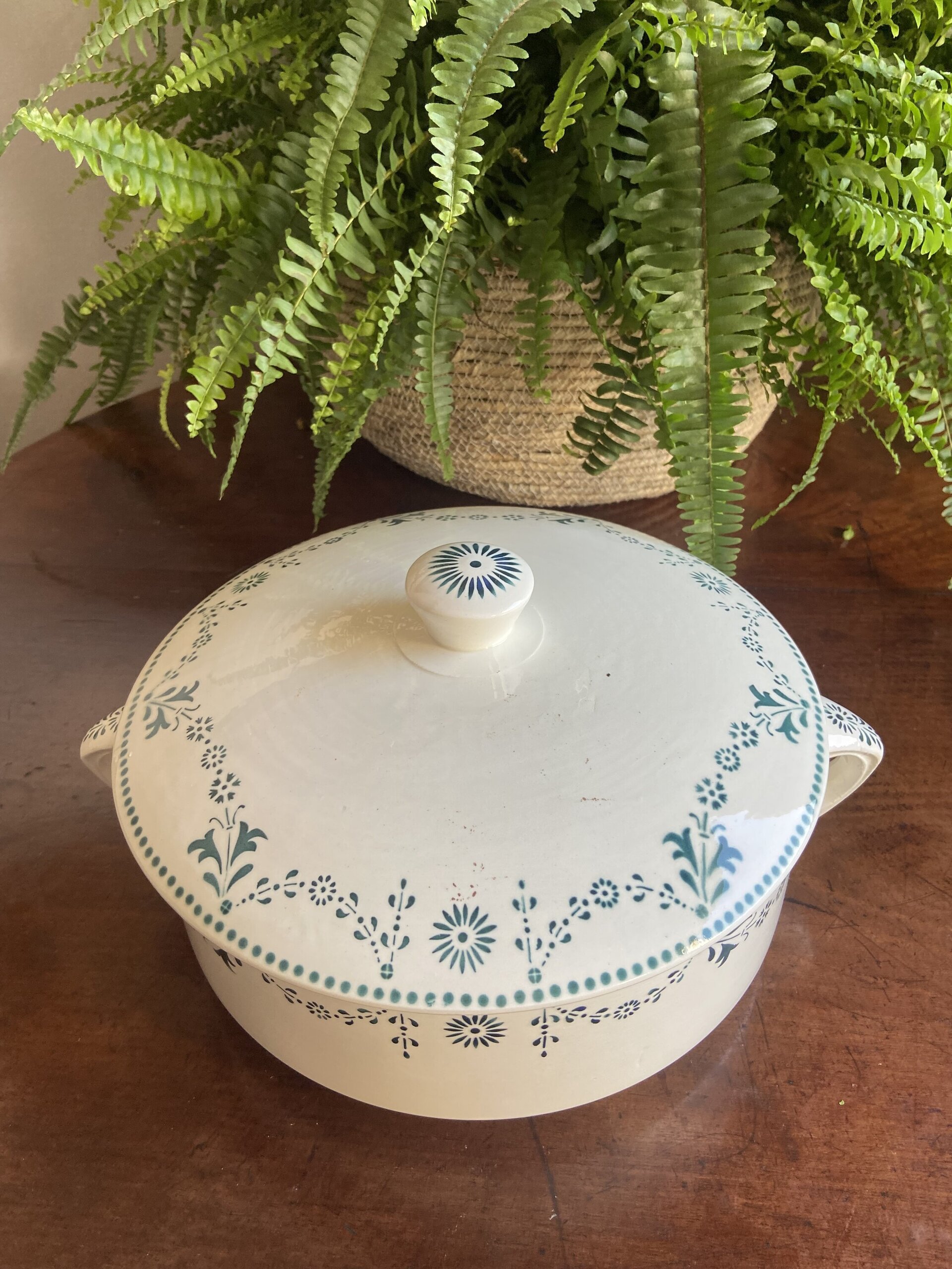 Sopera en loza francesa "Badonviller" - 1