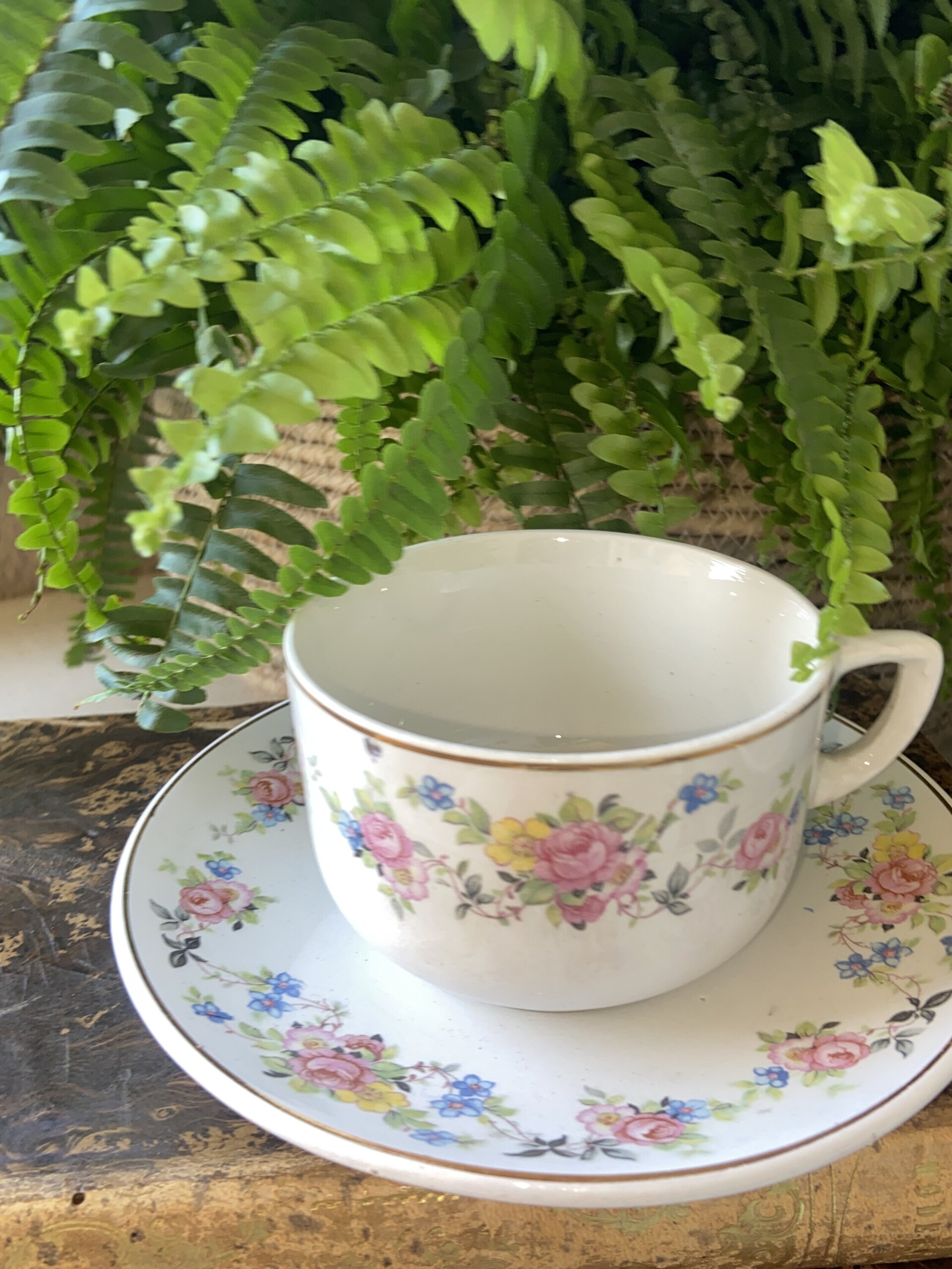 3 tazas de té en loza "Ibero Tanagra", Santander. - 3