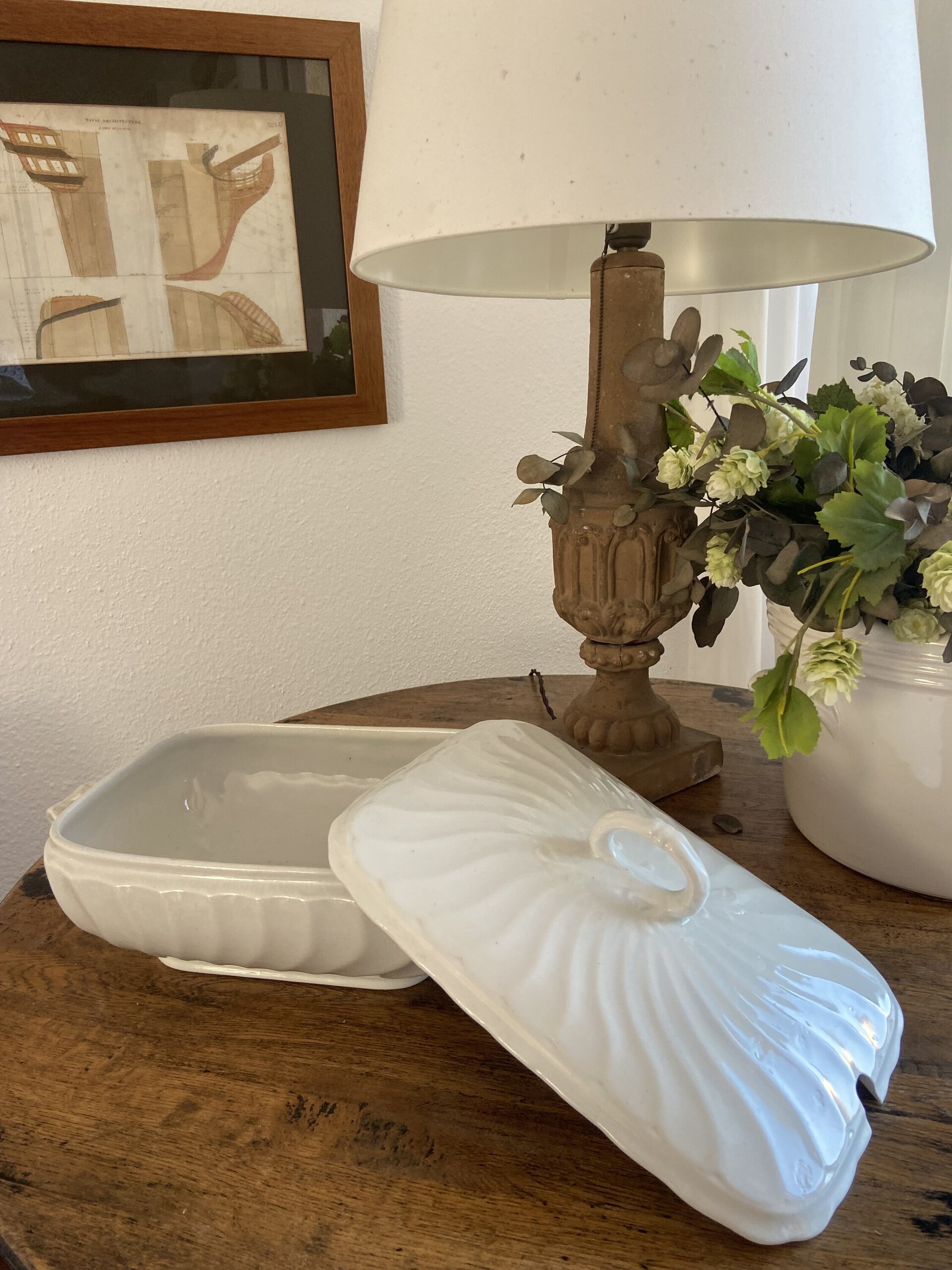 Sopera rectangular en loza blanca "Pickman" Sevilla. - 8