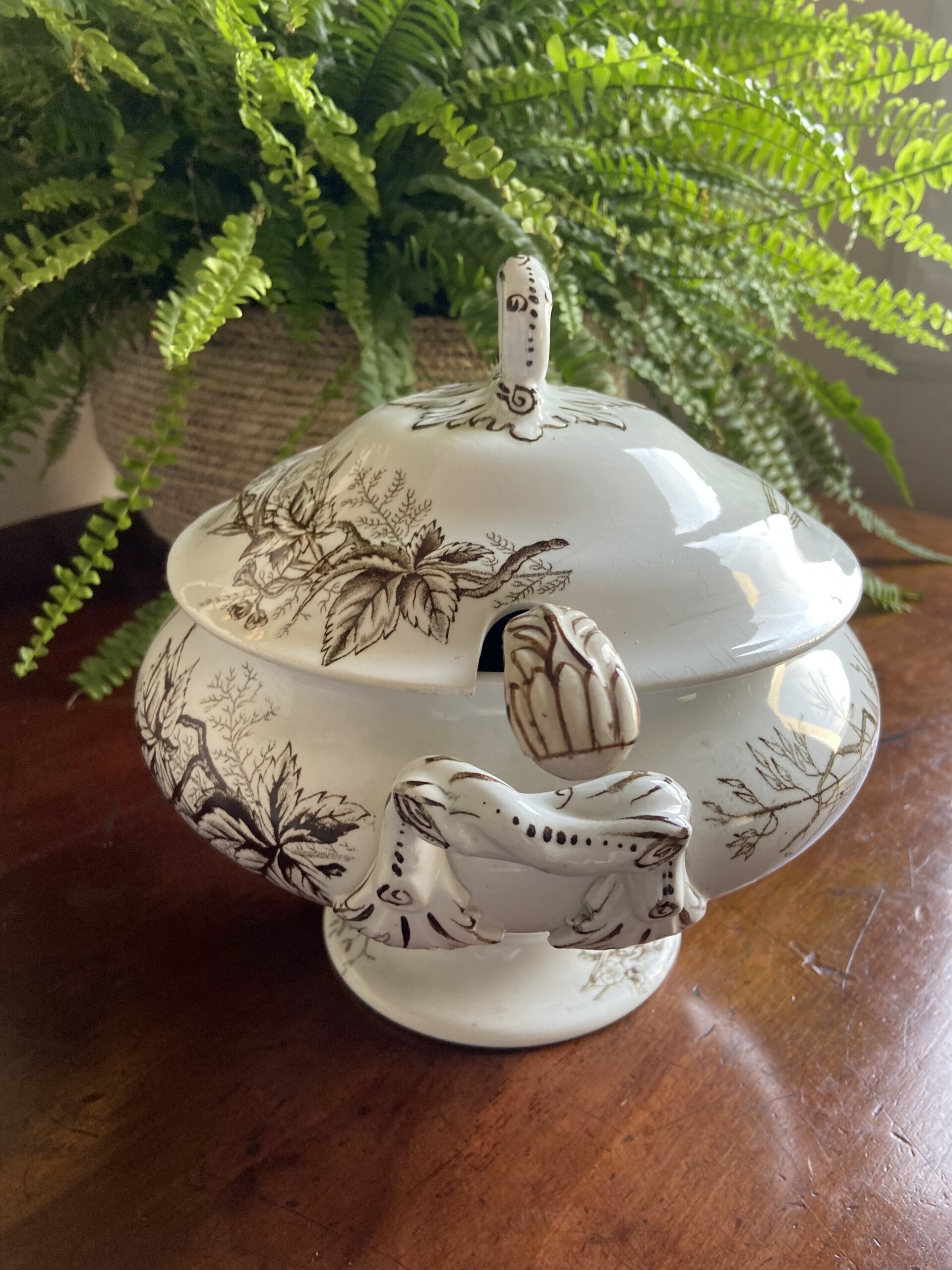 Sopera con cazo en loza "Pickman y Cia" Sevilla. - 3