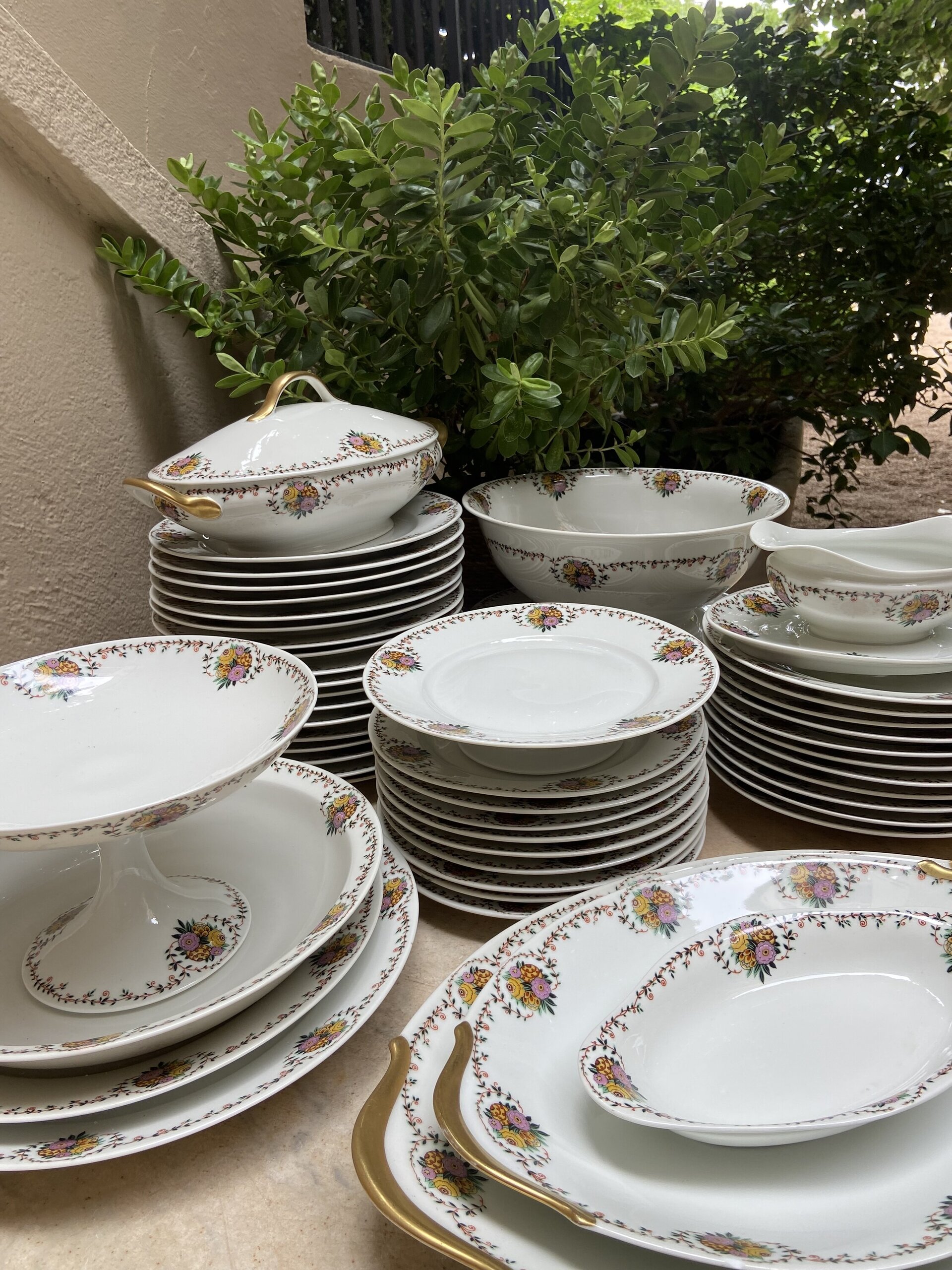 -Vajilla en fina porcelana francesa de Limoges "Raynaud & Cº" - 2