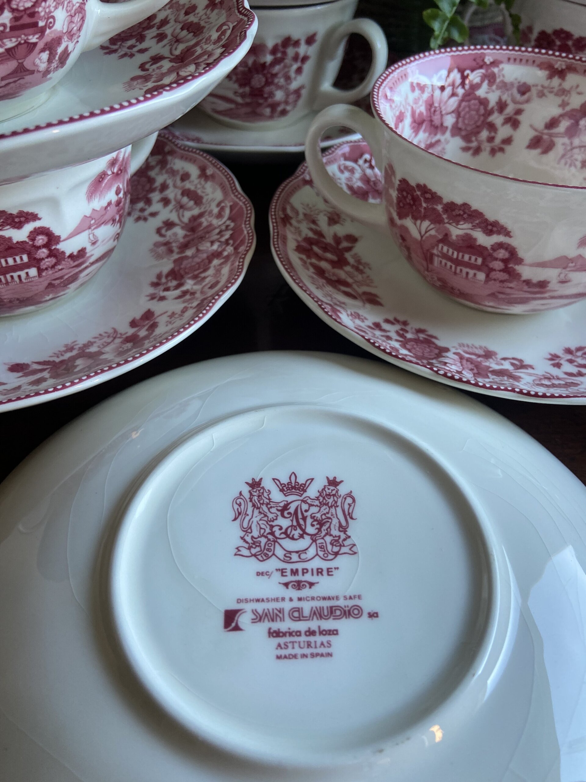 12 tazas de consomé en loza de "San Claudio" Asturias. - 7