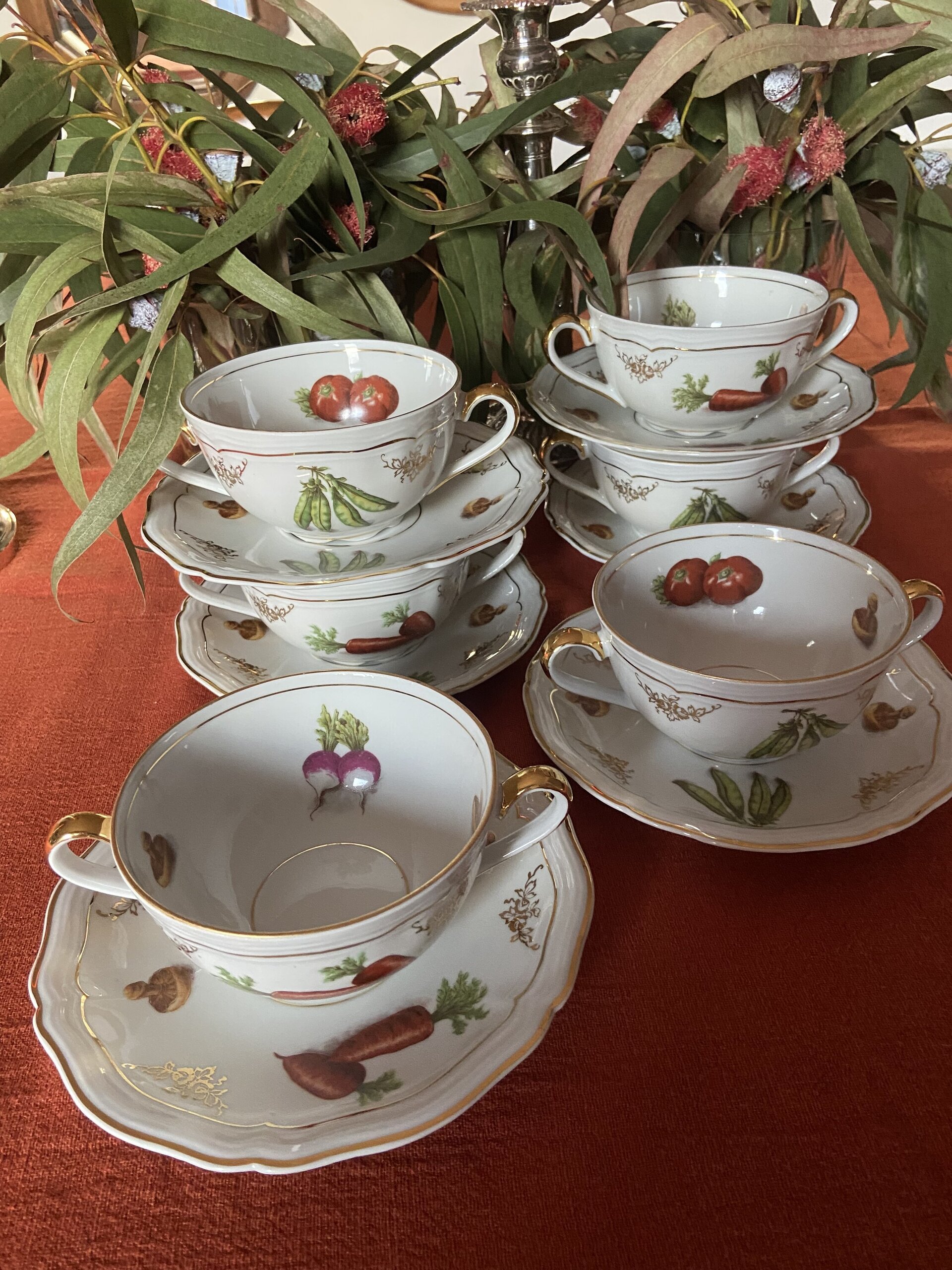 6 tazas de consomé en porcelana alemana "Jager" - 1