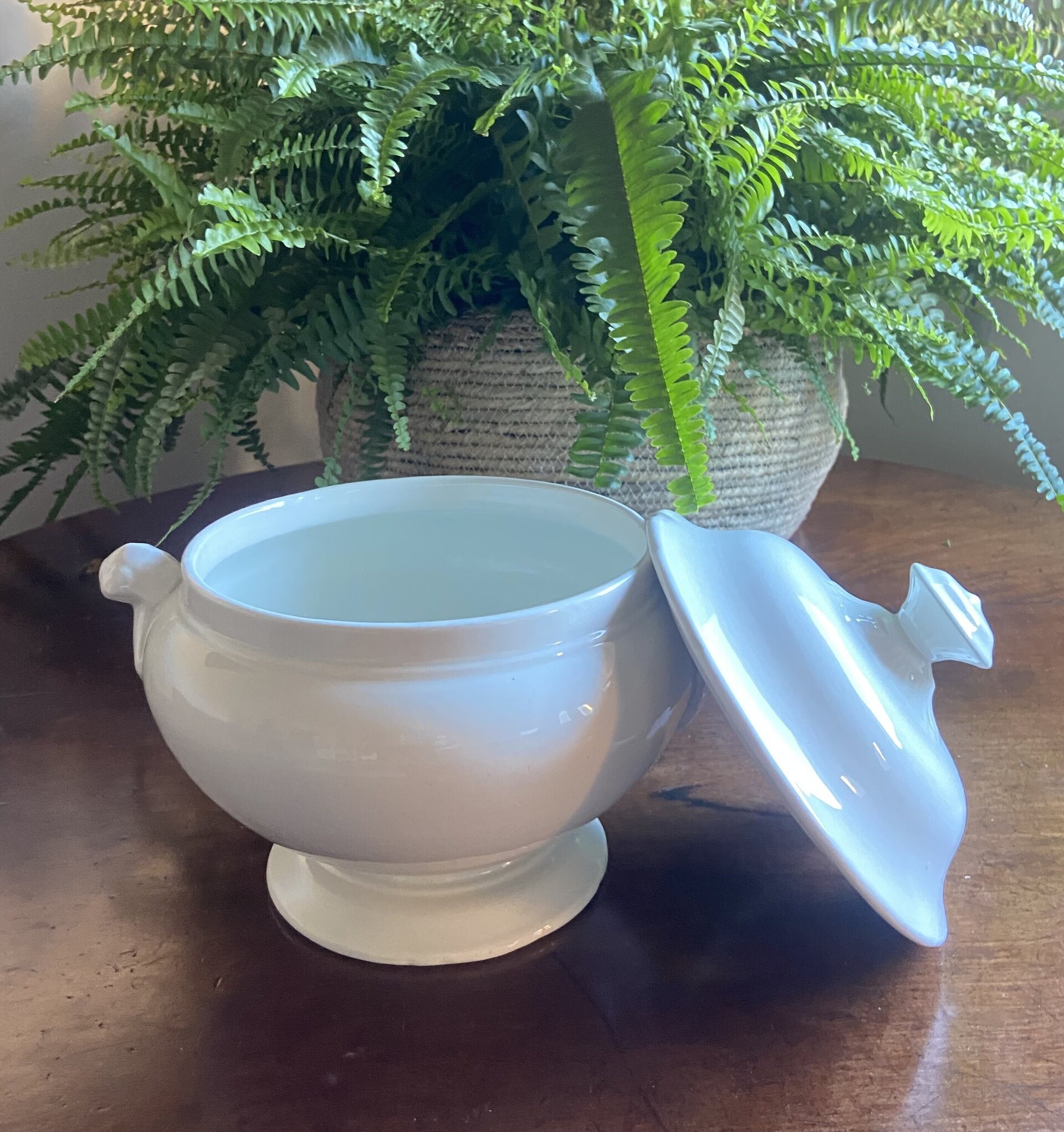 Sopera blanca de "San Claudio" Oviedo. - 5