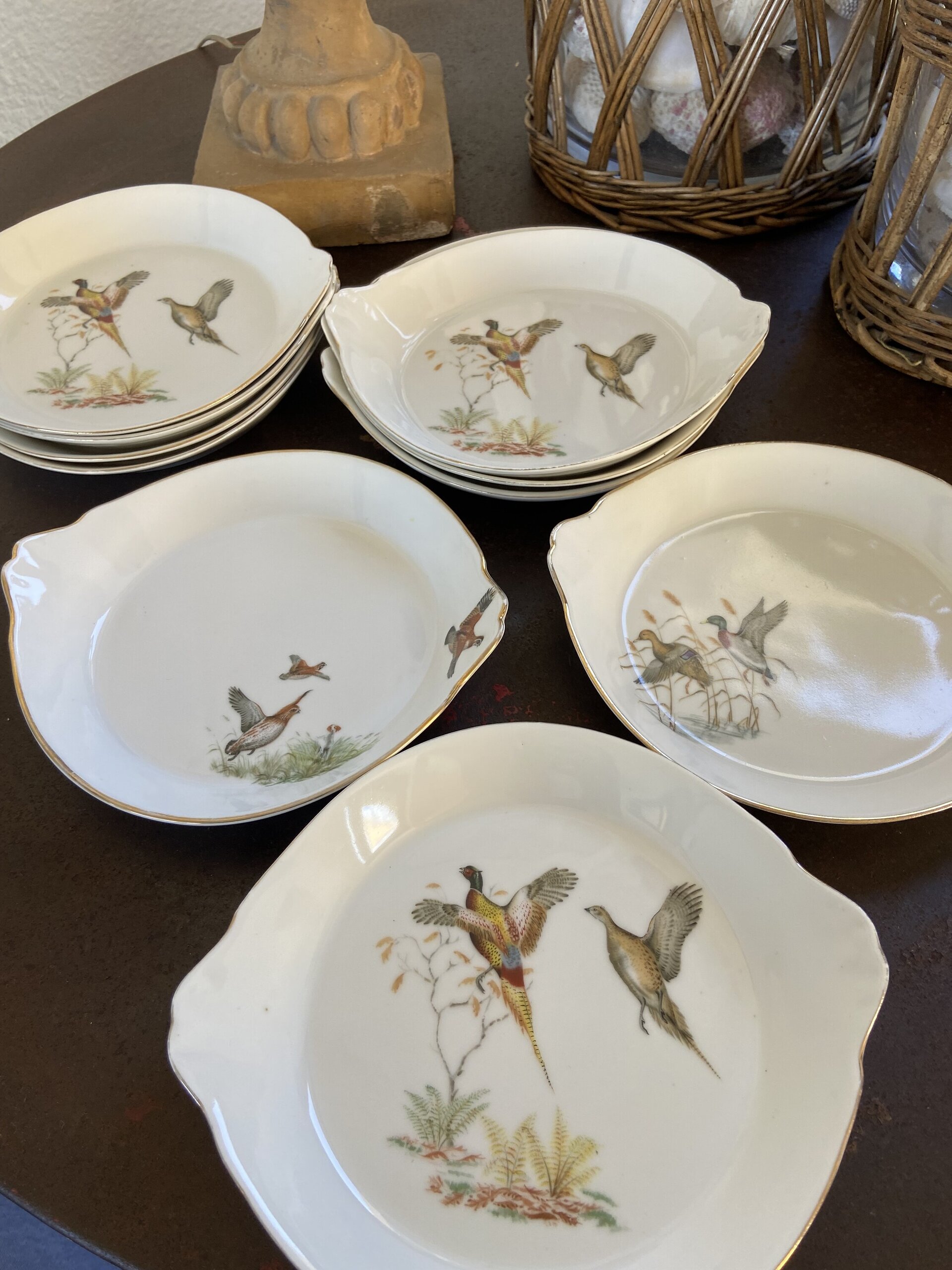 10 badejitas en porcela de alta resistencia "Isard". - 5
