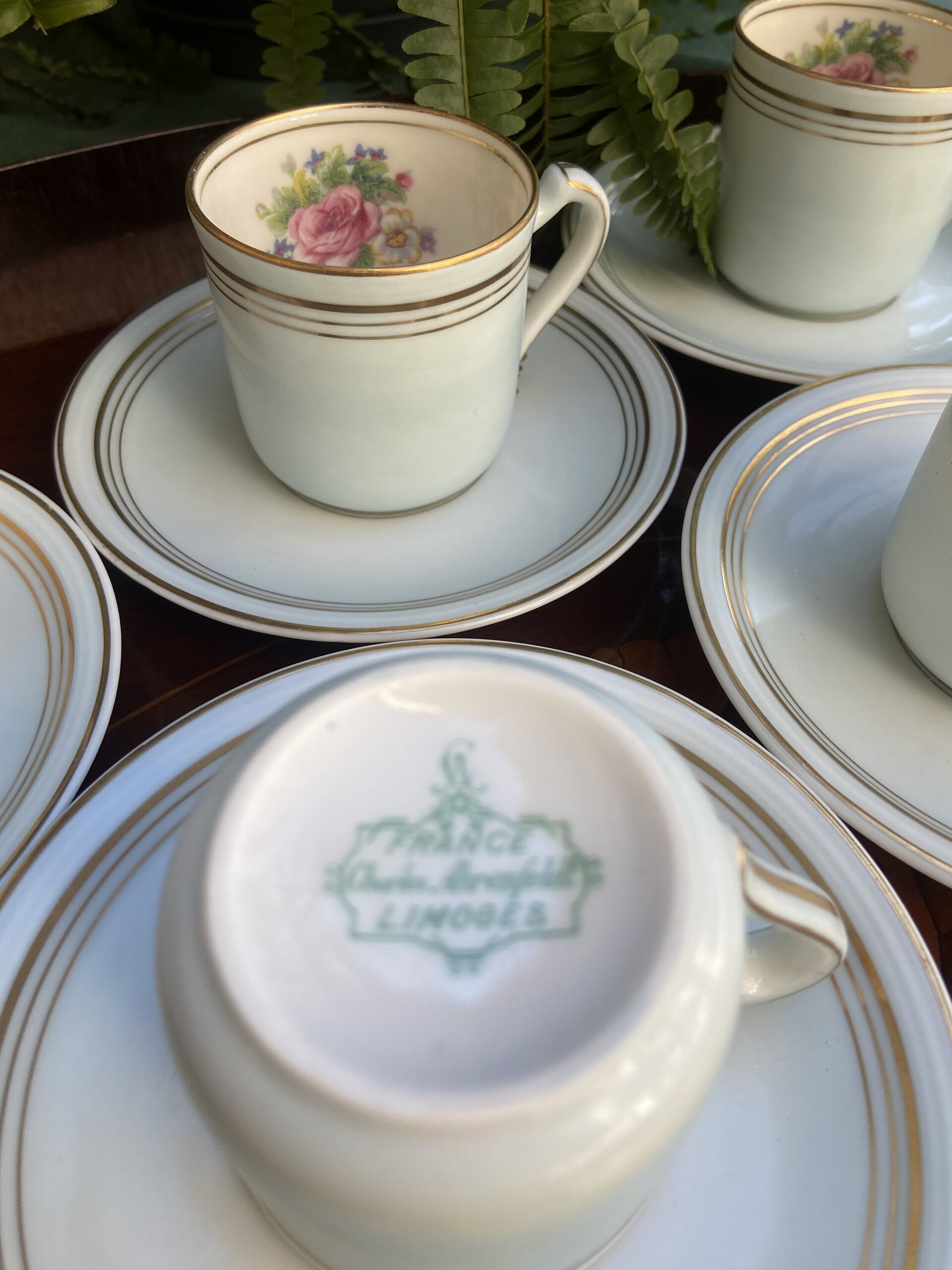 6 tazas de café en porcelana francesa de Limoges "Charles Ahrenfeldt" - 6