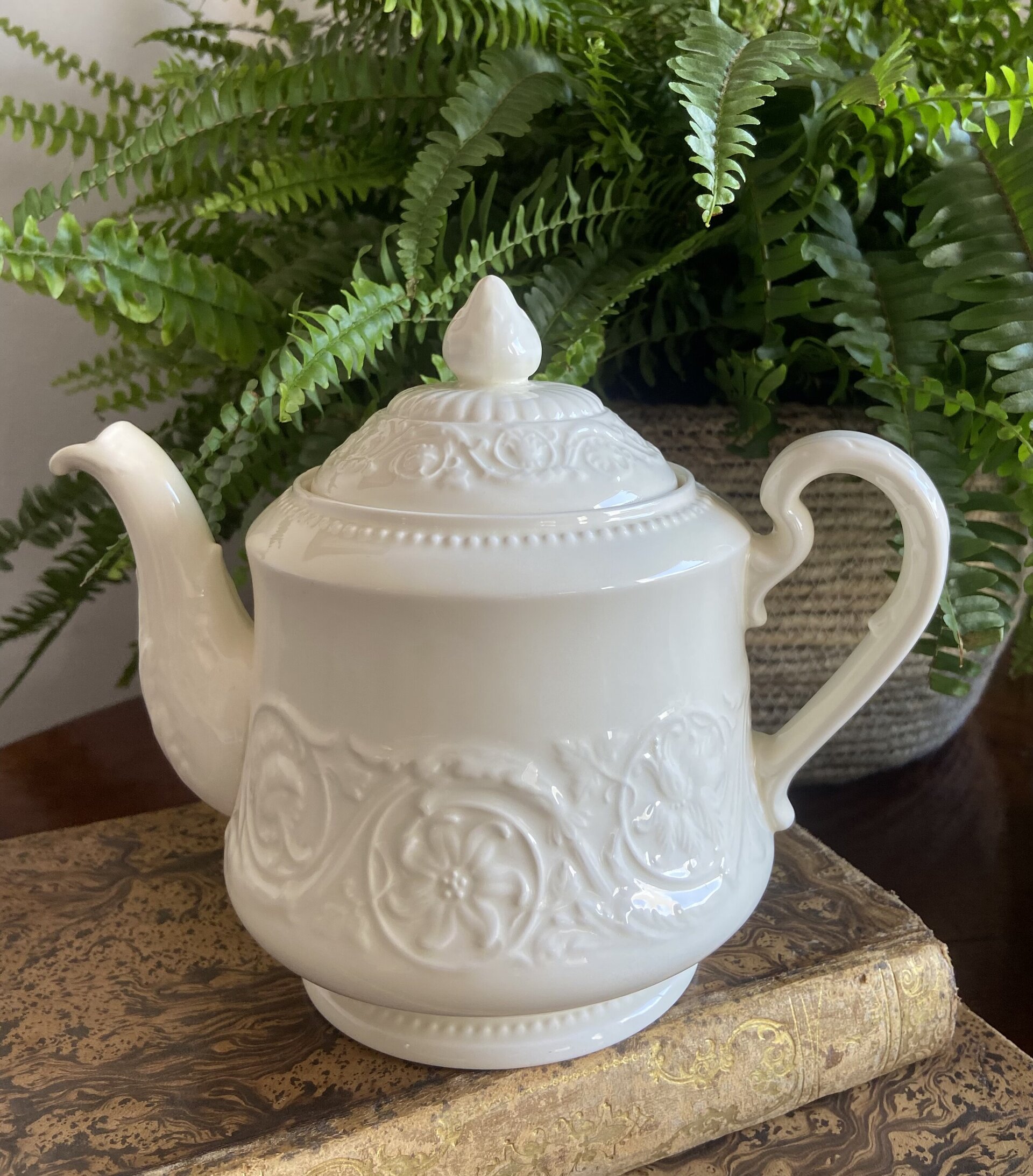 Tetera, lechera y azucarero en porcelana inglesa "Wedgwood" - 3