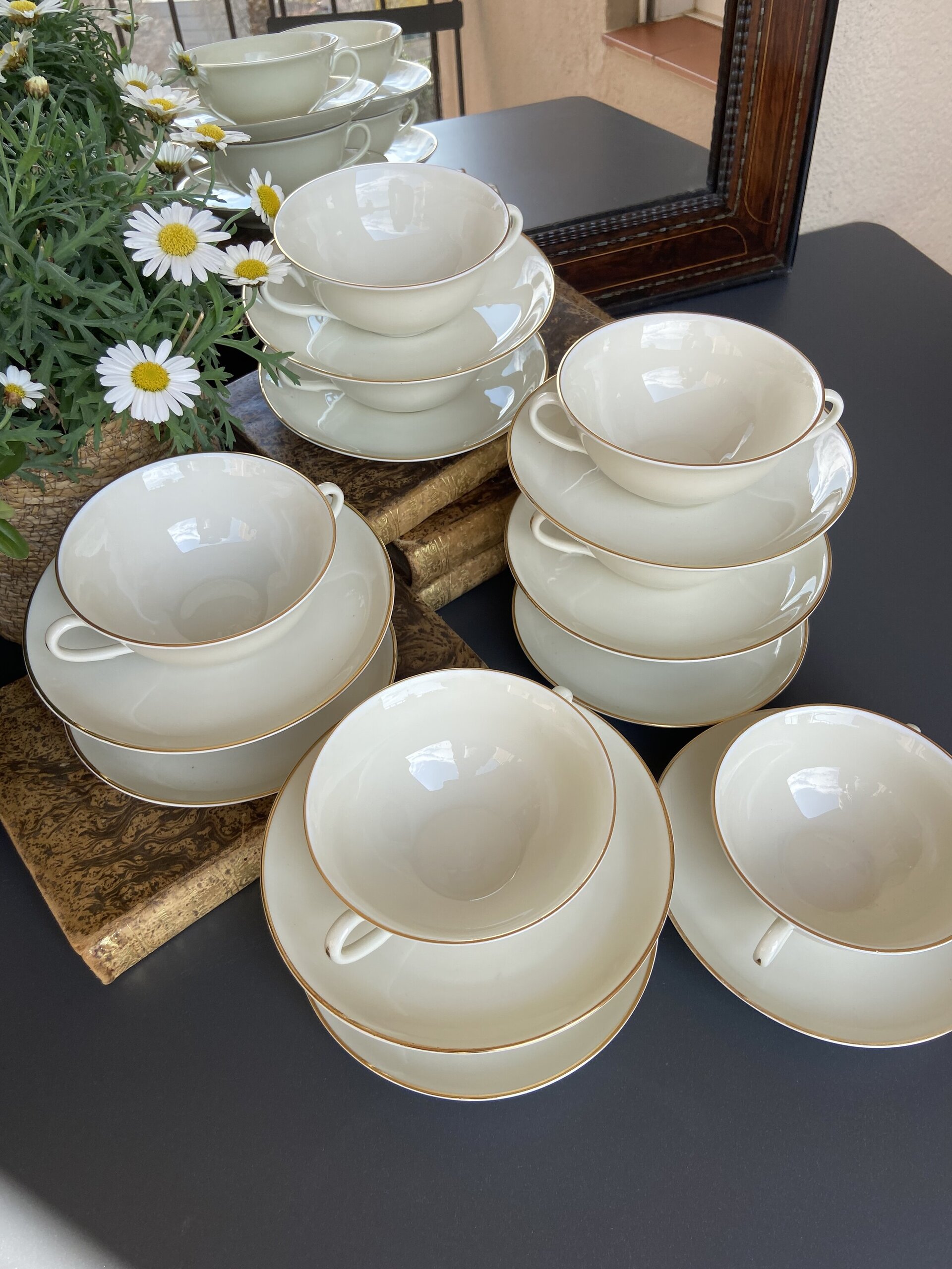 10 tazas de consomé en porcelana "Bidasoa". - 4