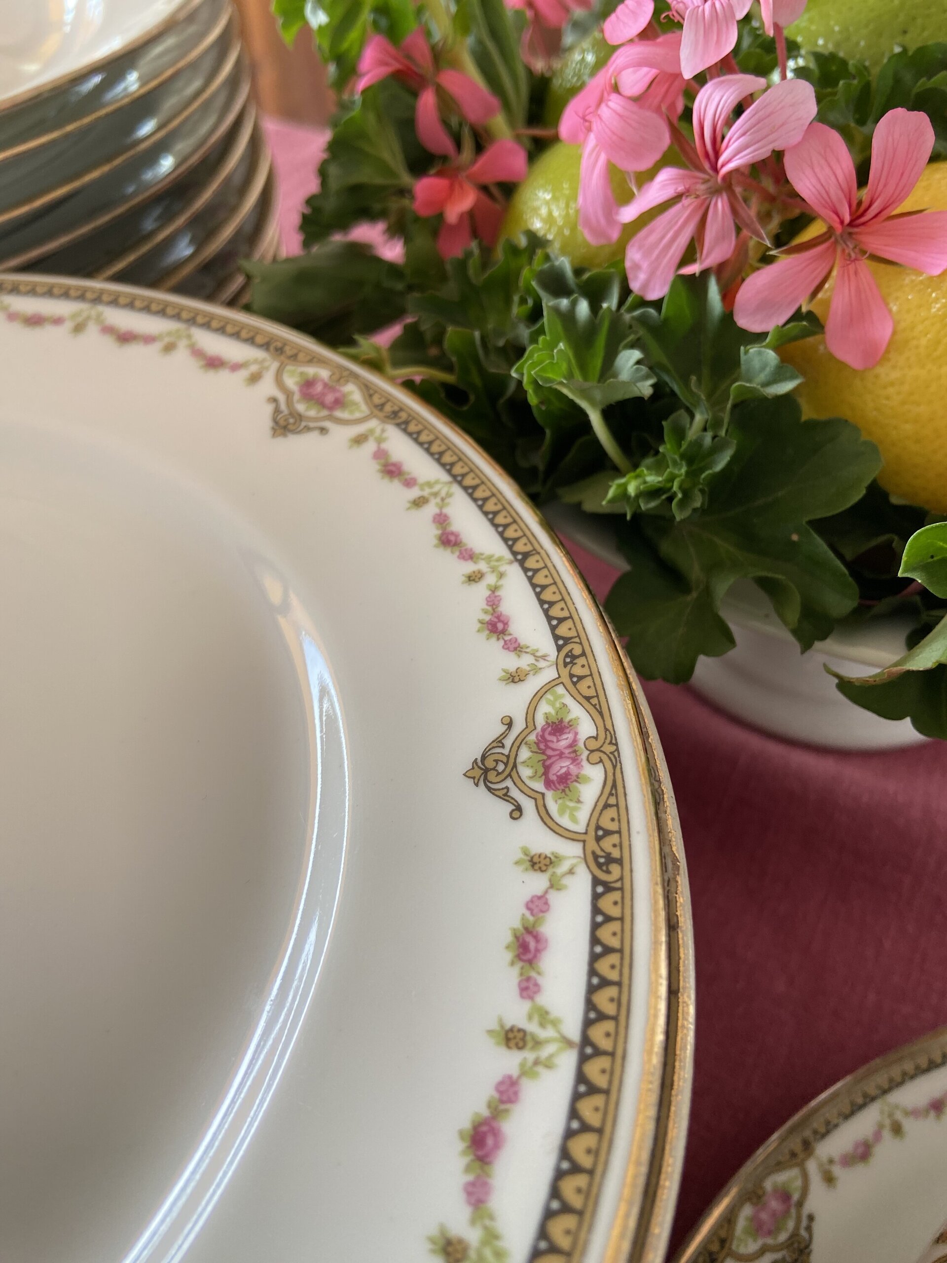 Vajilla en porcelana francesa de Limoges "BRP." - 7