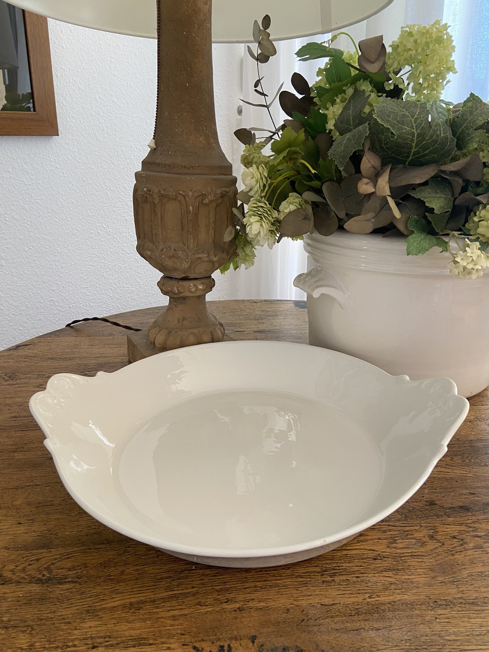 Fuente redonda en porcelana francesa "Aluminite Frugiere" Limoges - 1