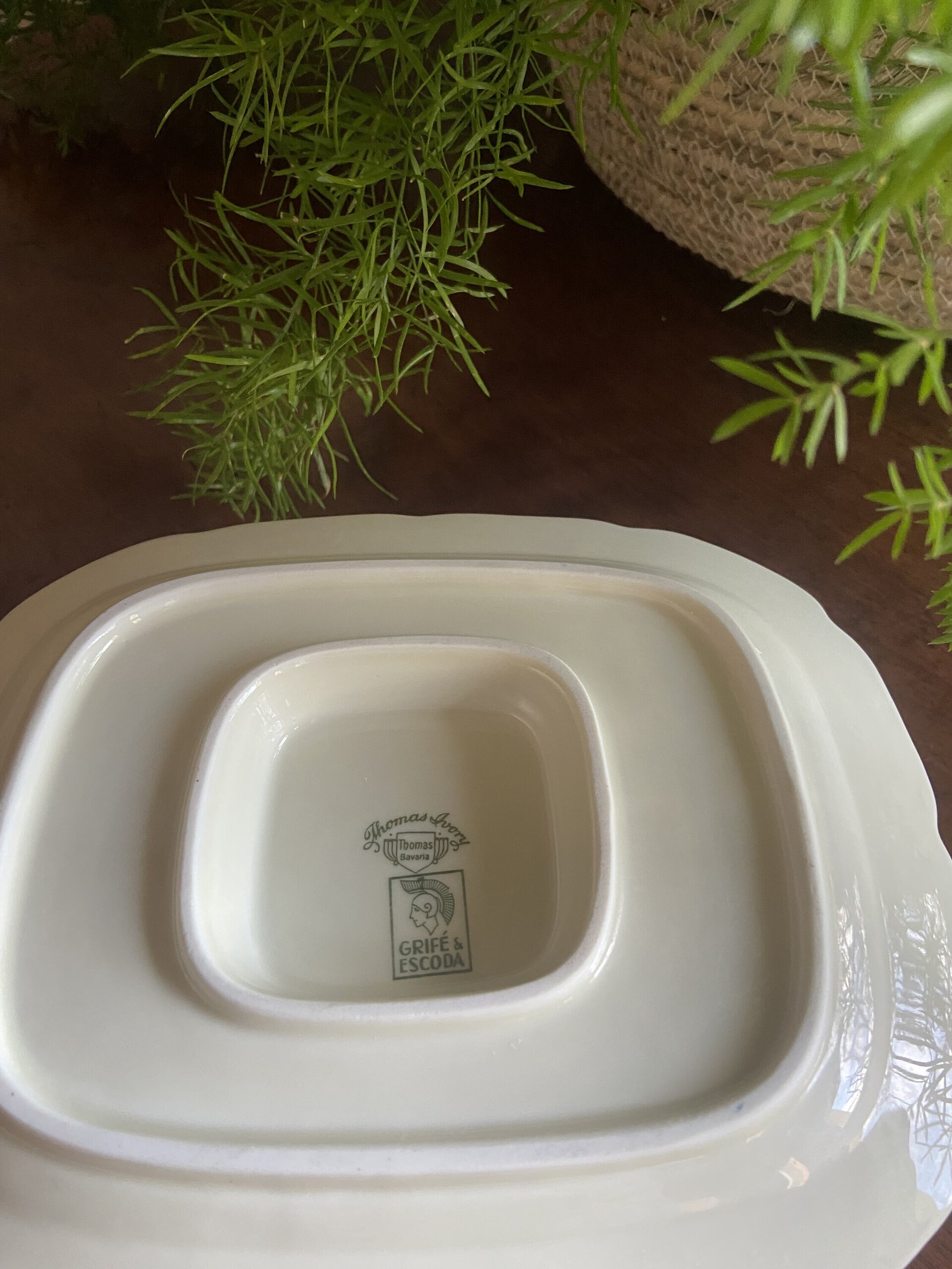 Salsera en porcelana alemana "Thomas". - 5