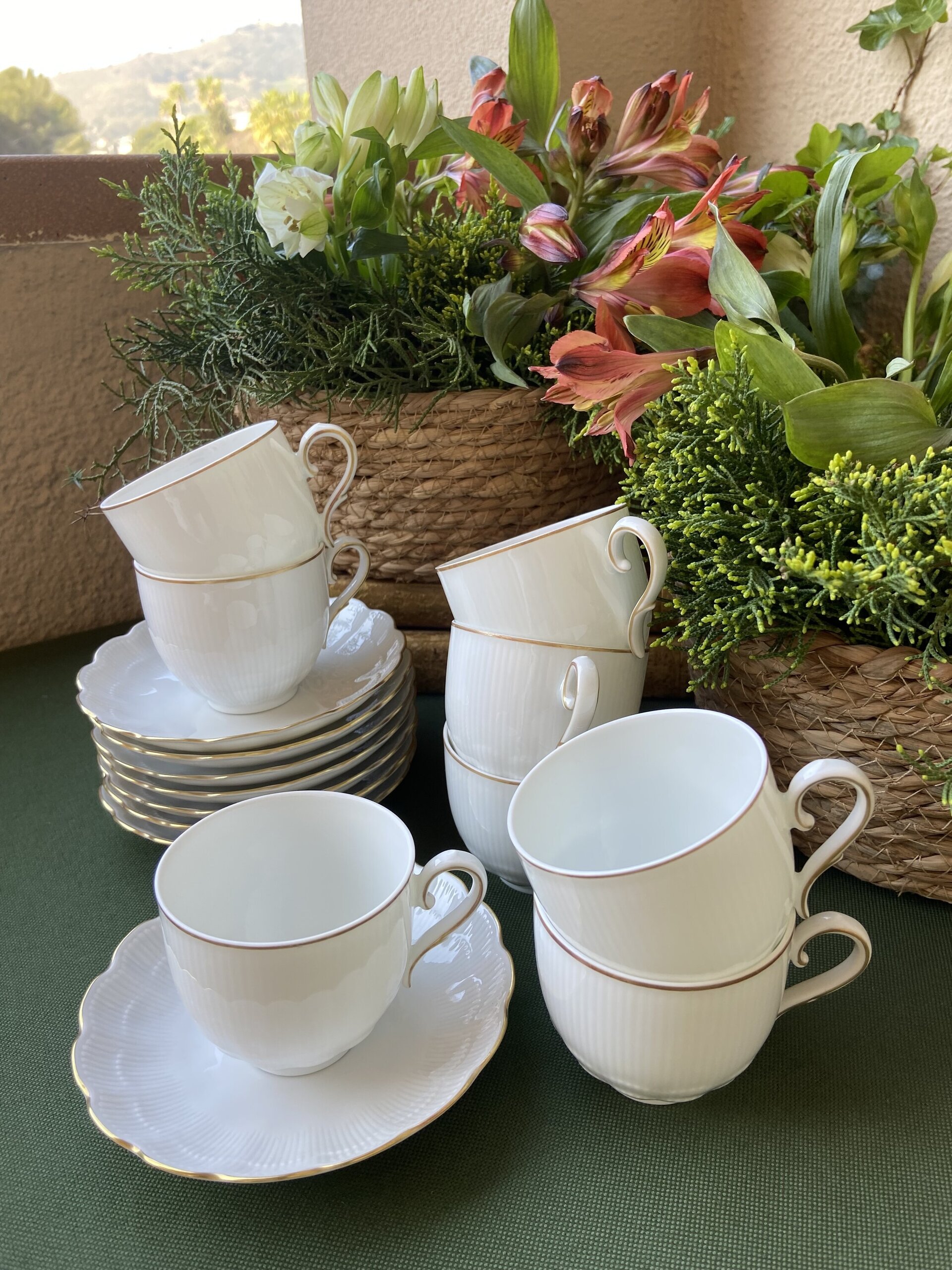 8tazas de café en porcelana alemana "Kaiser". - 2
