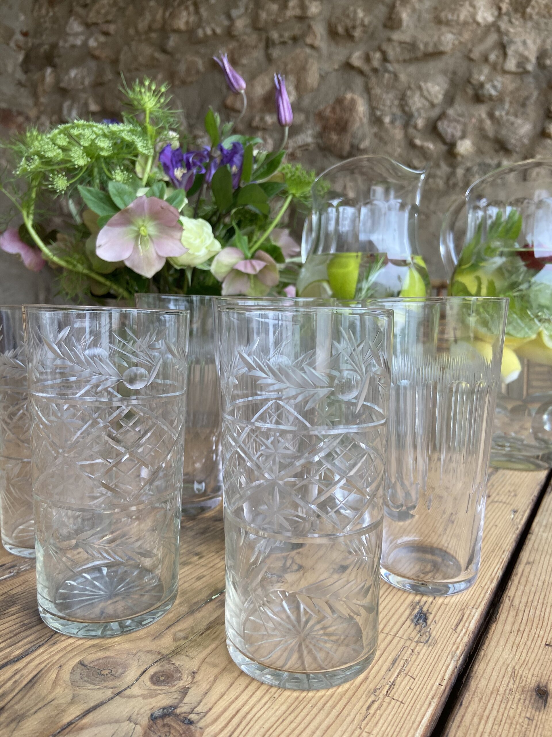 8 vasos de refresco en cristal con diferentes tallas. - 6