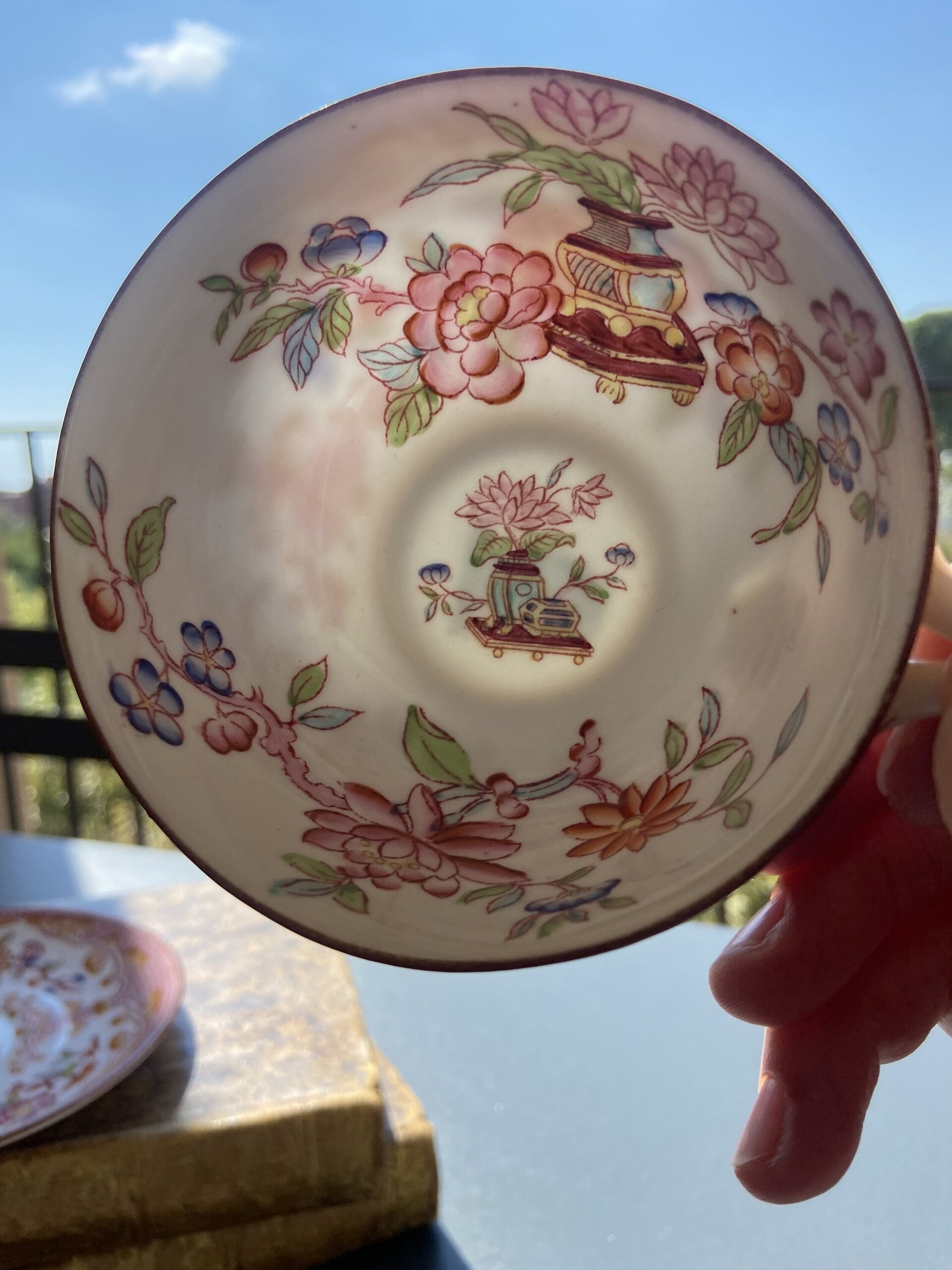 Pareja de tazas de te/desayuno en porcelana francesa"Sarregueminis". - 7