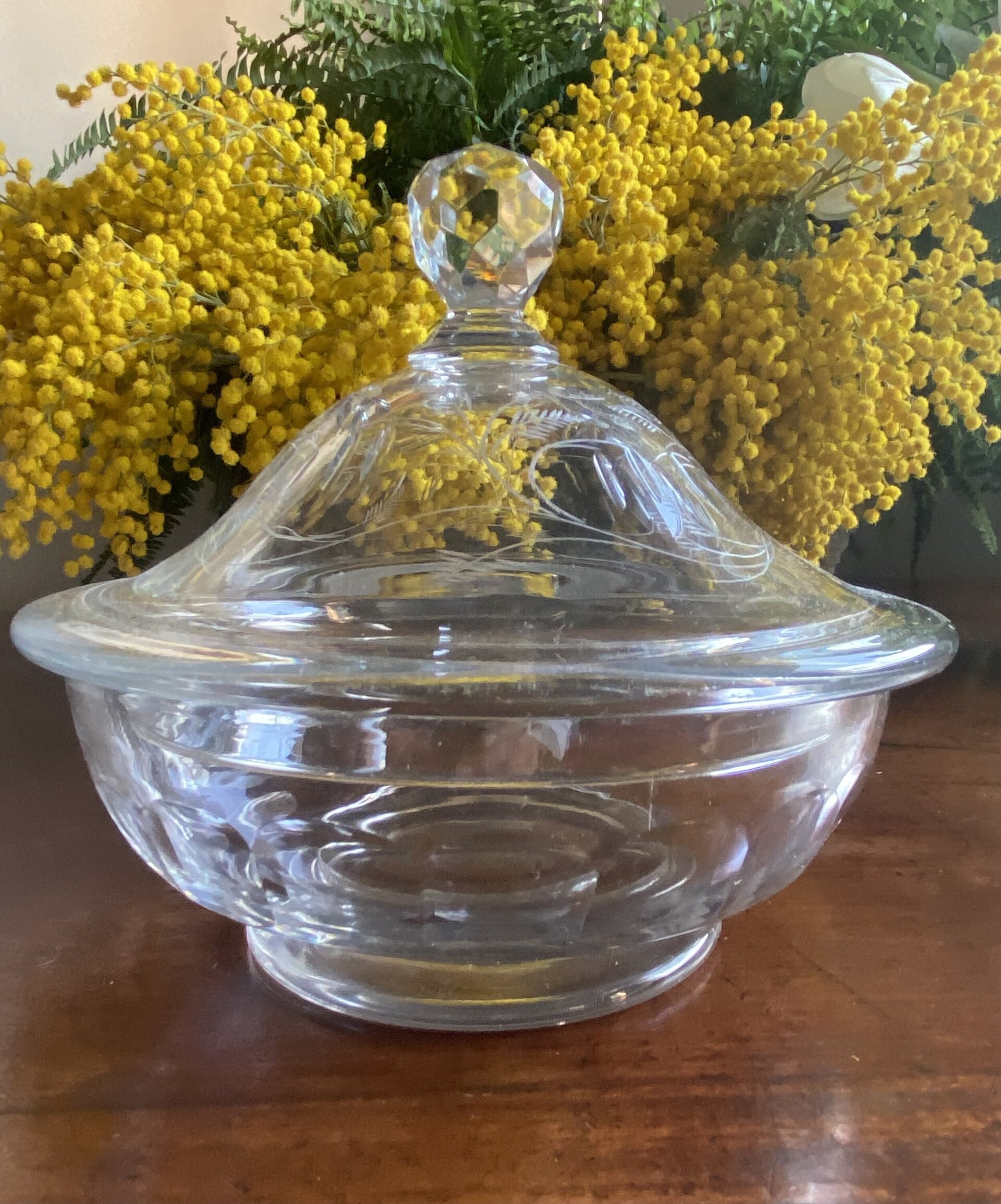 Bol con tapa en cristal tallado y serigrafiado - 1