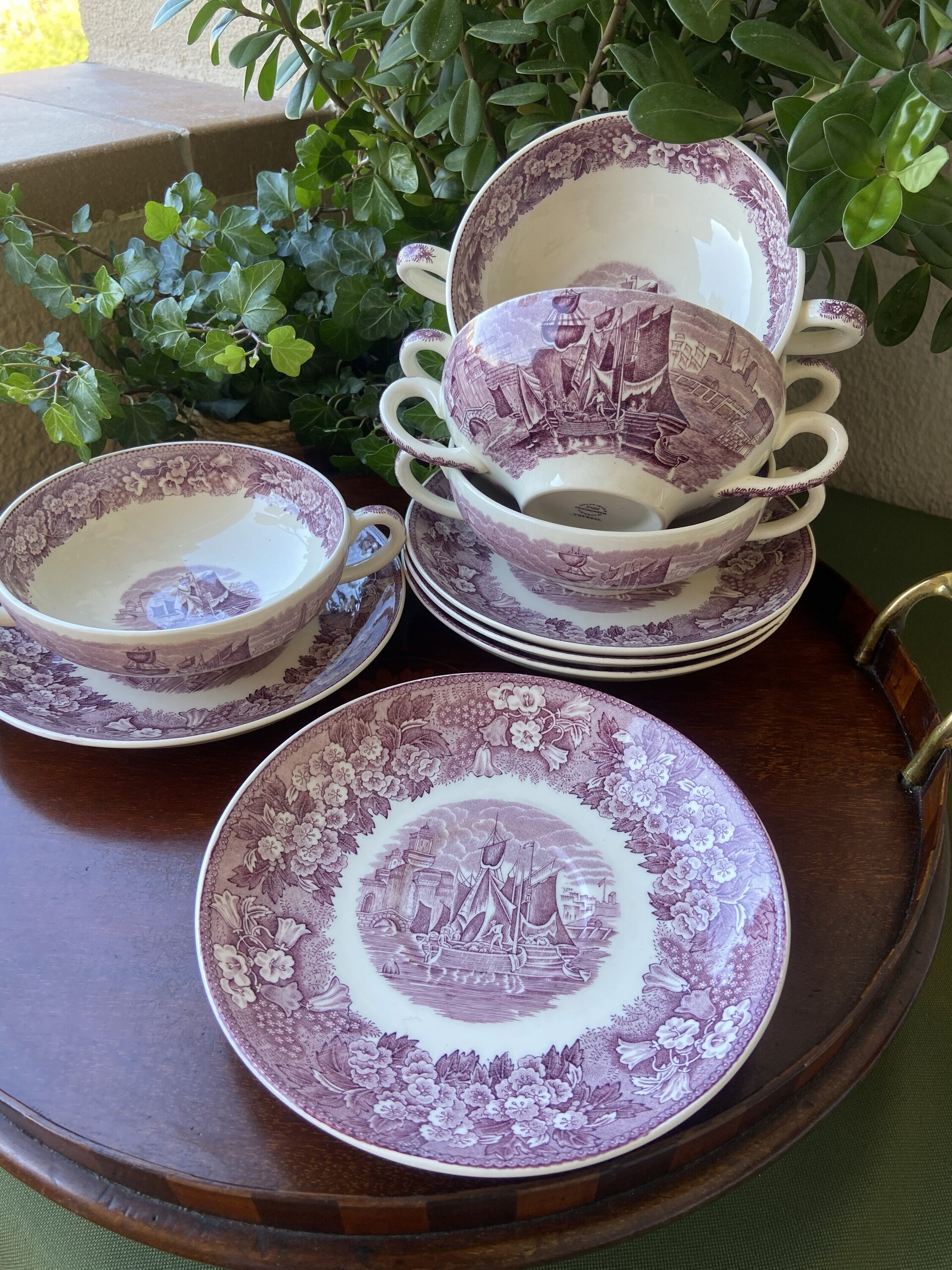 5 tazas de consomé en loza inglesa "Wedwood" - 2